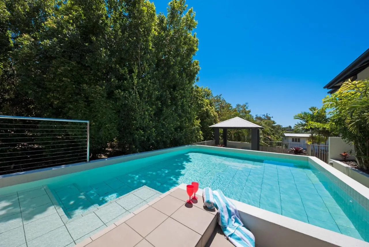 Waterlily - Two Bedroom Apartment Airlie Beach